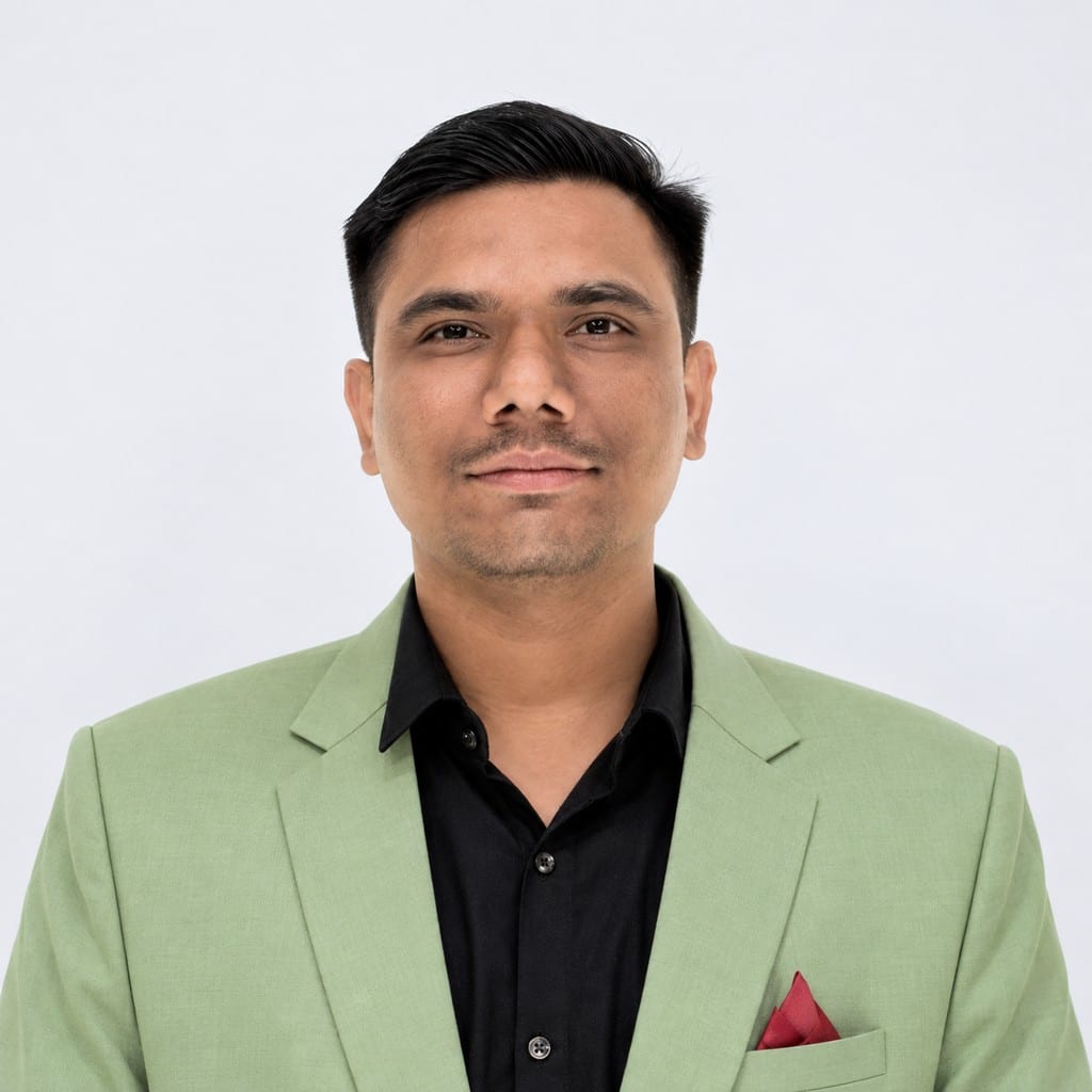 Portrait of Ishan Chavda